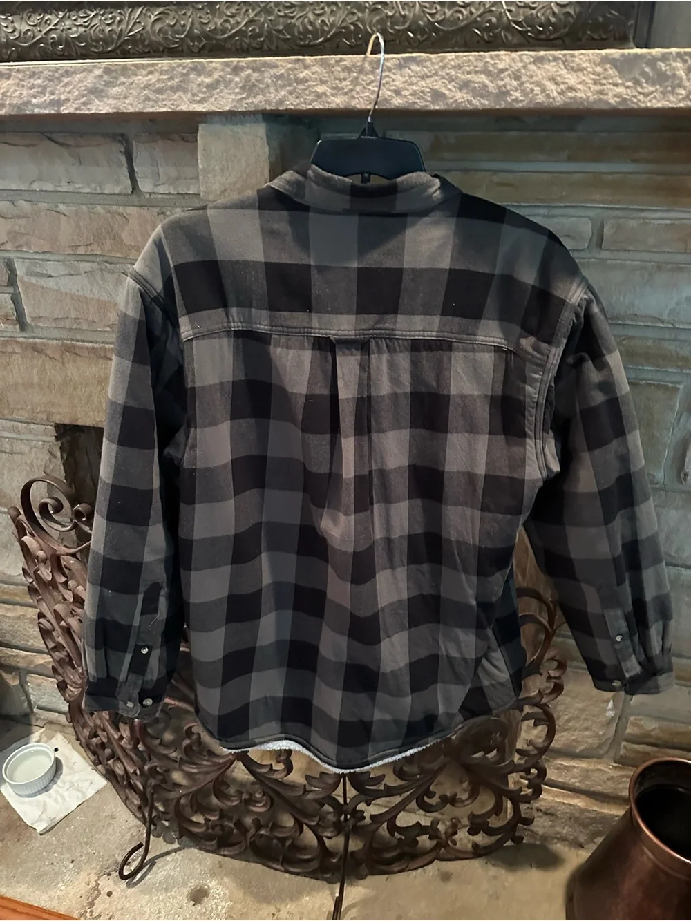 Red Head Brand Co. black and gray plaid sherpa lined flannel shirt in size L